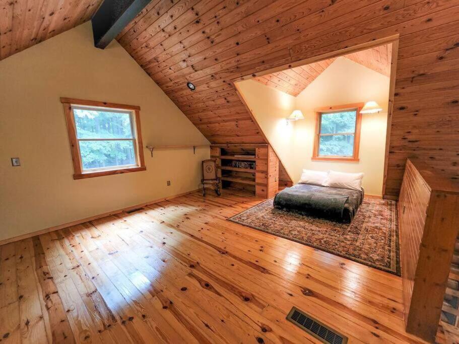 Wilderness Vista Retreat Villa Reed City Bagian luar foto