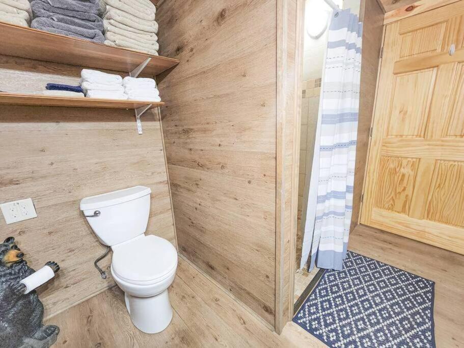 Wilderness Vista Retreat Villa Reed City Bagian luar foto